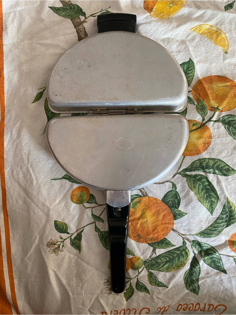 Vintage Mirro M-1134-55 Double Omelet Pan Sandwich Maker
